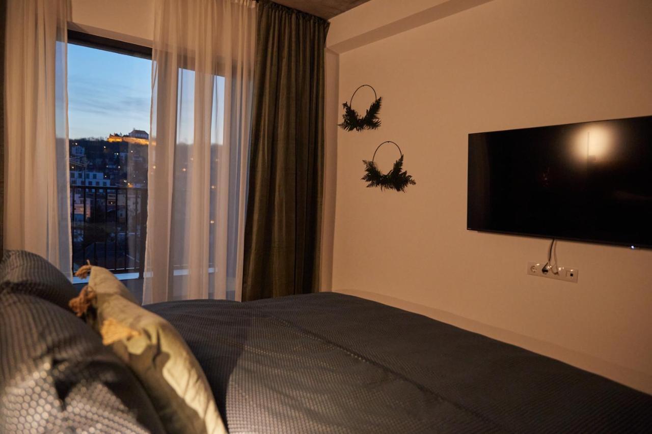 Ferienwohnung Quiboo Cosmopolit Brașov Exterior foto